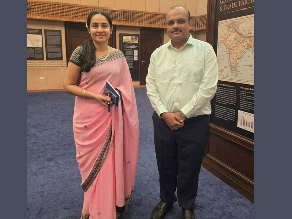 At Sultanate Oman Embassy Of India 